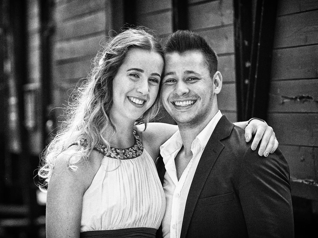 Joelle mit Bruder Jannik